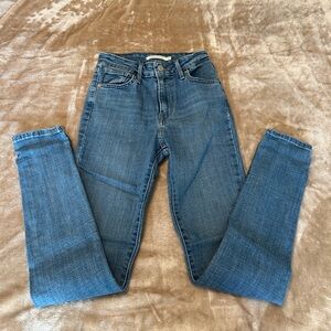Levi’s High Rise Skinny Jeans